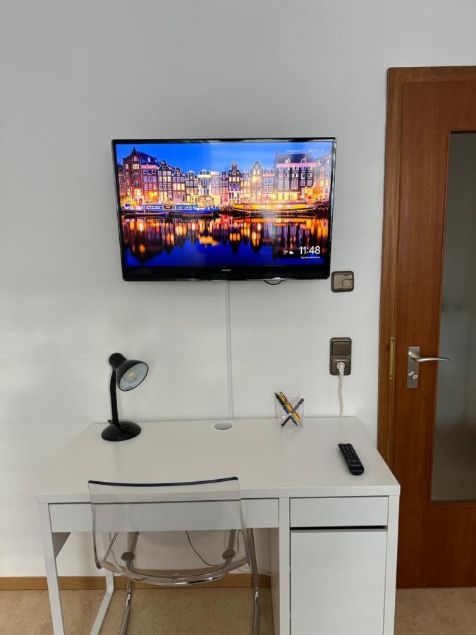 Schoenes, Friedliches Zimmer Augsburg Exterior foto