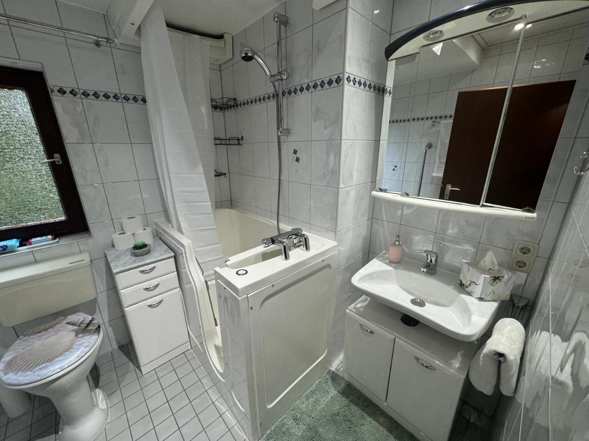 Schoenes, Friedliches Zimmer Augsburg Exterior foto